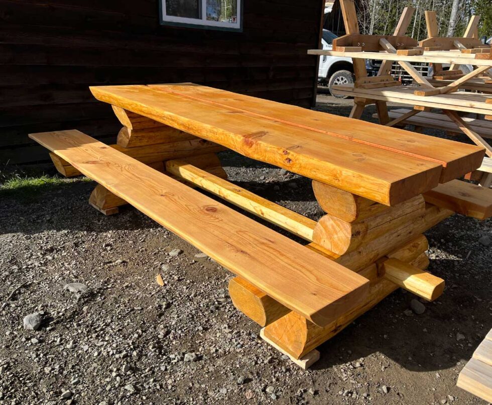 Picnic Tables - Fawn Lake Lumber & Supply Inc.